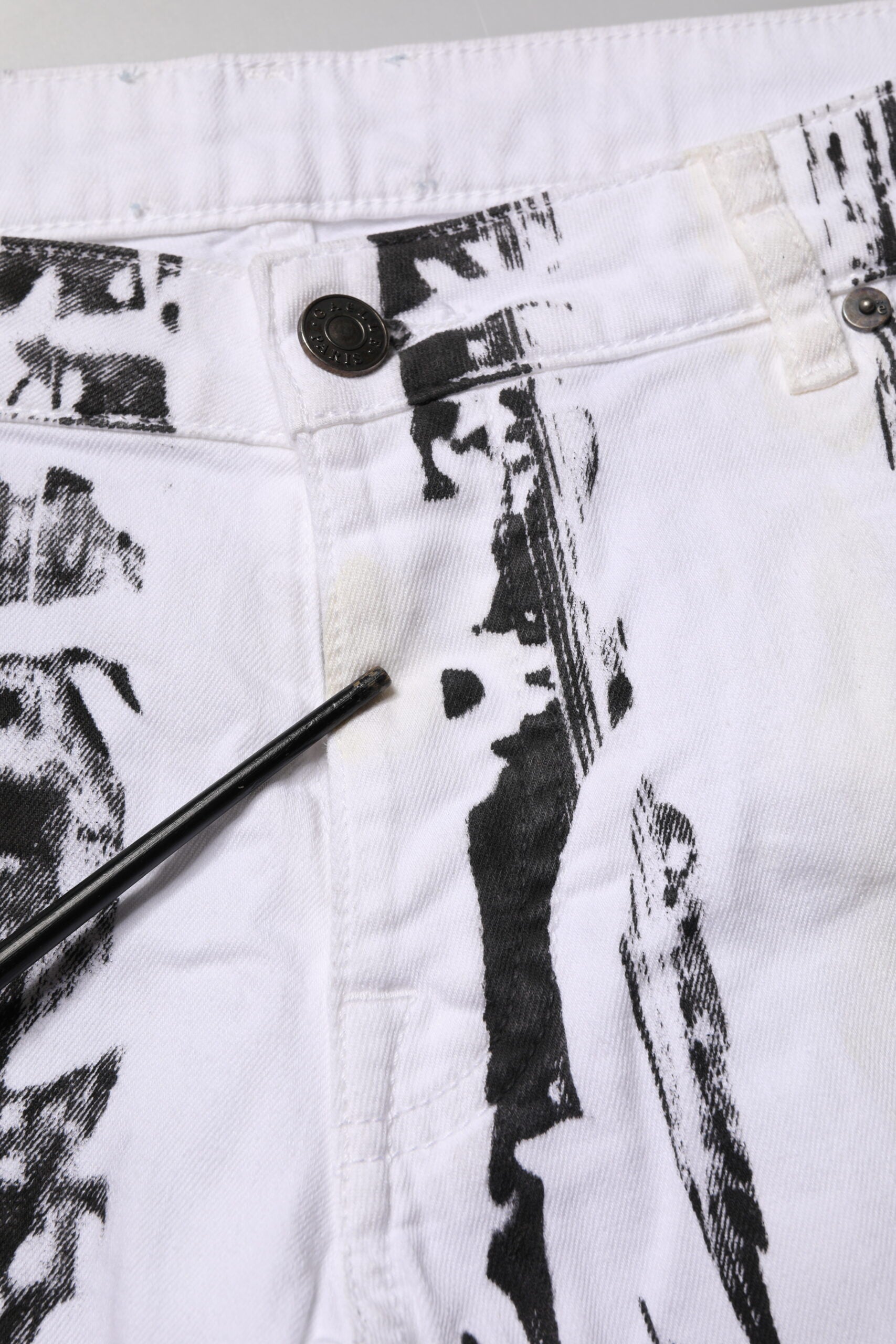 Black White Stripes Mid Waist Cropped Capri Jeans