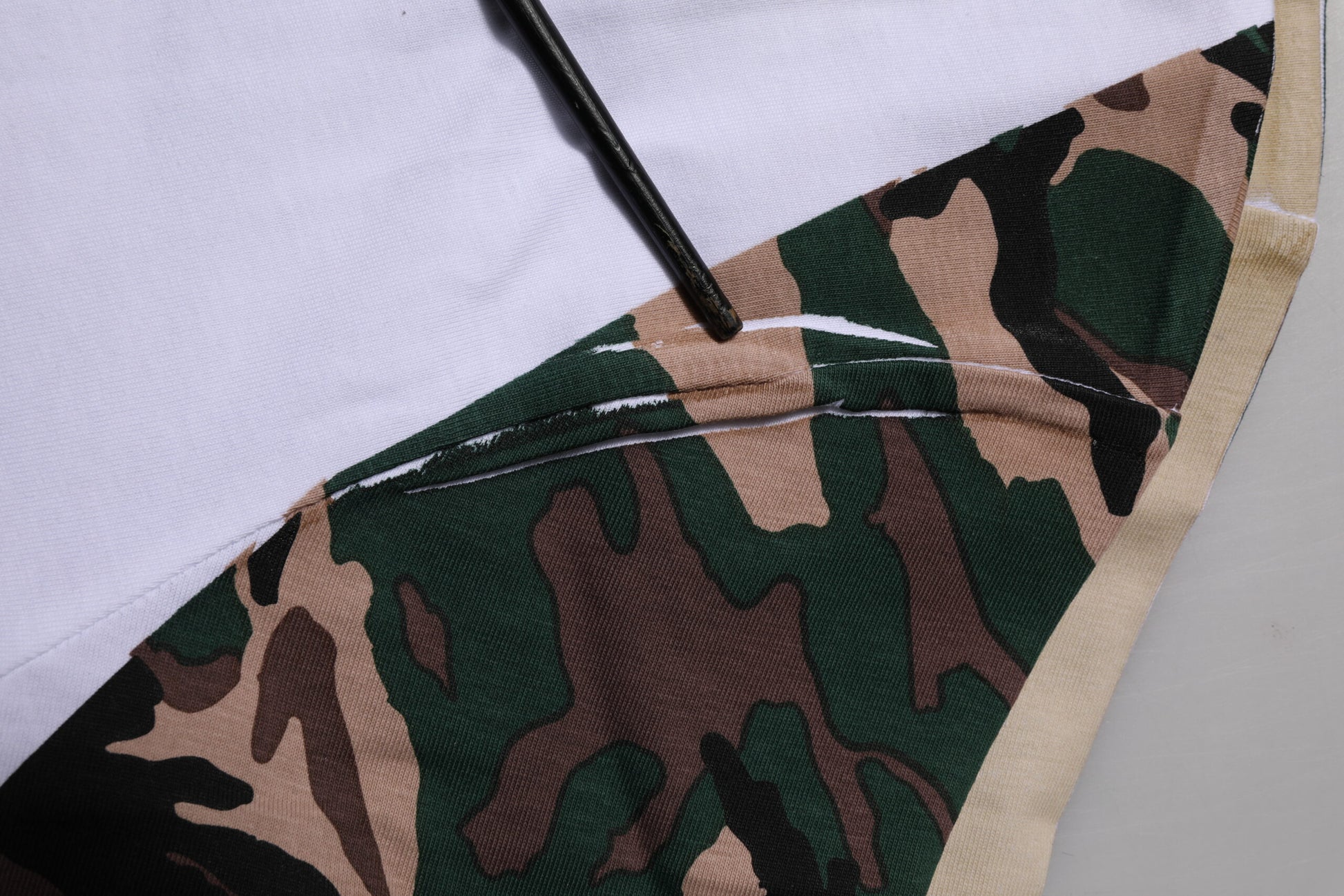 White Camouflage Cotton Men Crew Neck T-shirt