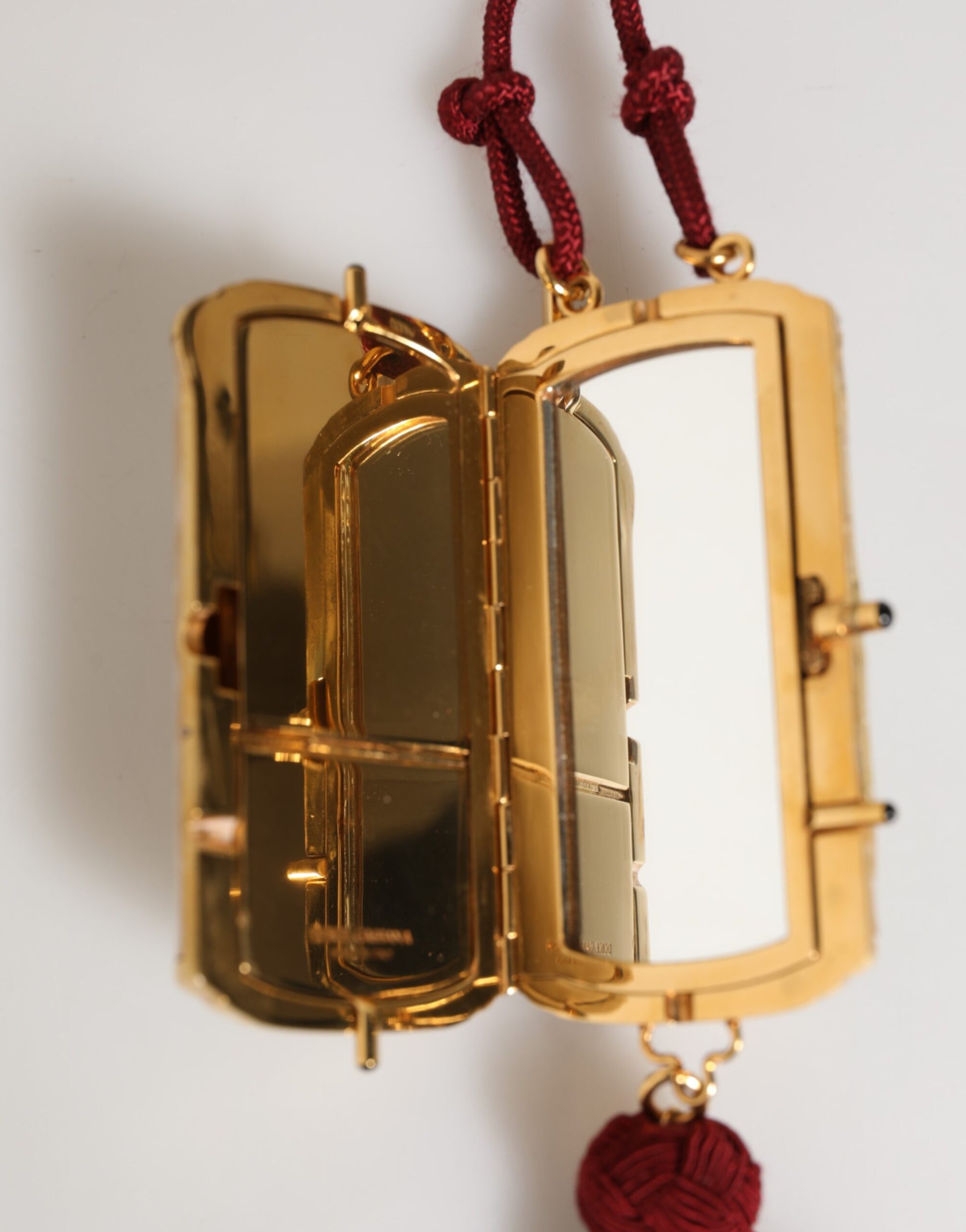 White Pearl Resin Gold Metal Red Tassel Pendant Bag