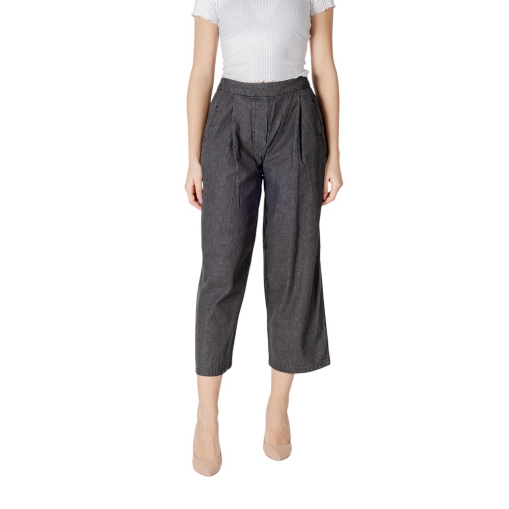 Black Cotton Cropped Jeans